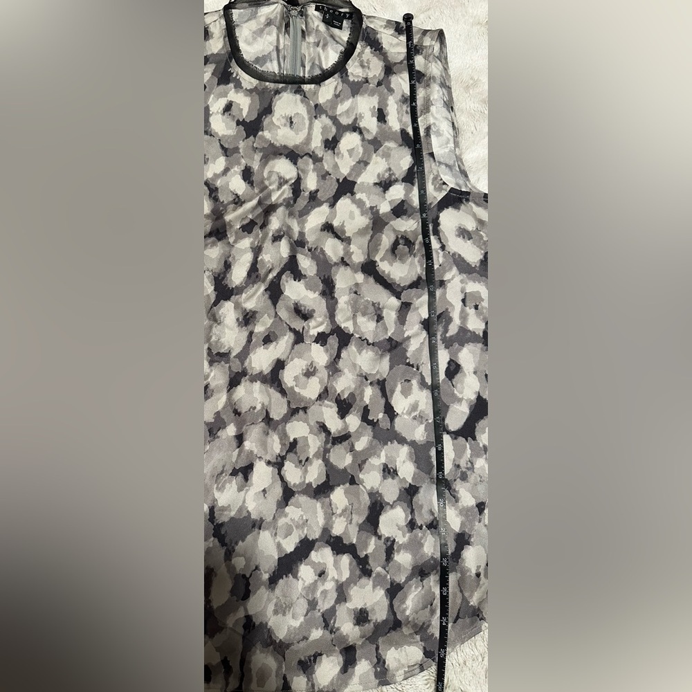 THEORY Silk Swintin Reflect Print Sleeveless Top Size Small - Picture 4 of 12